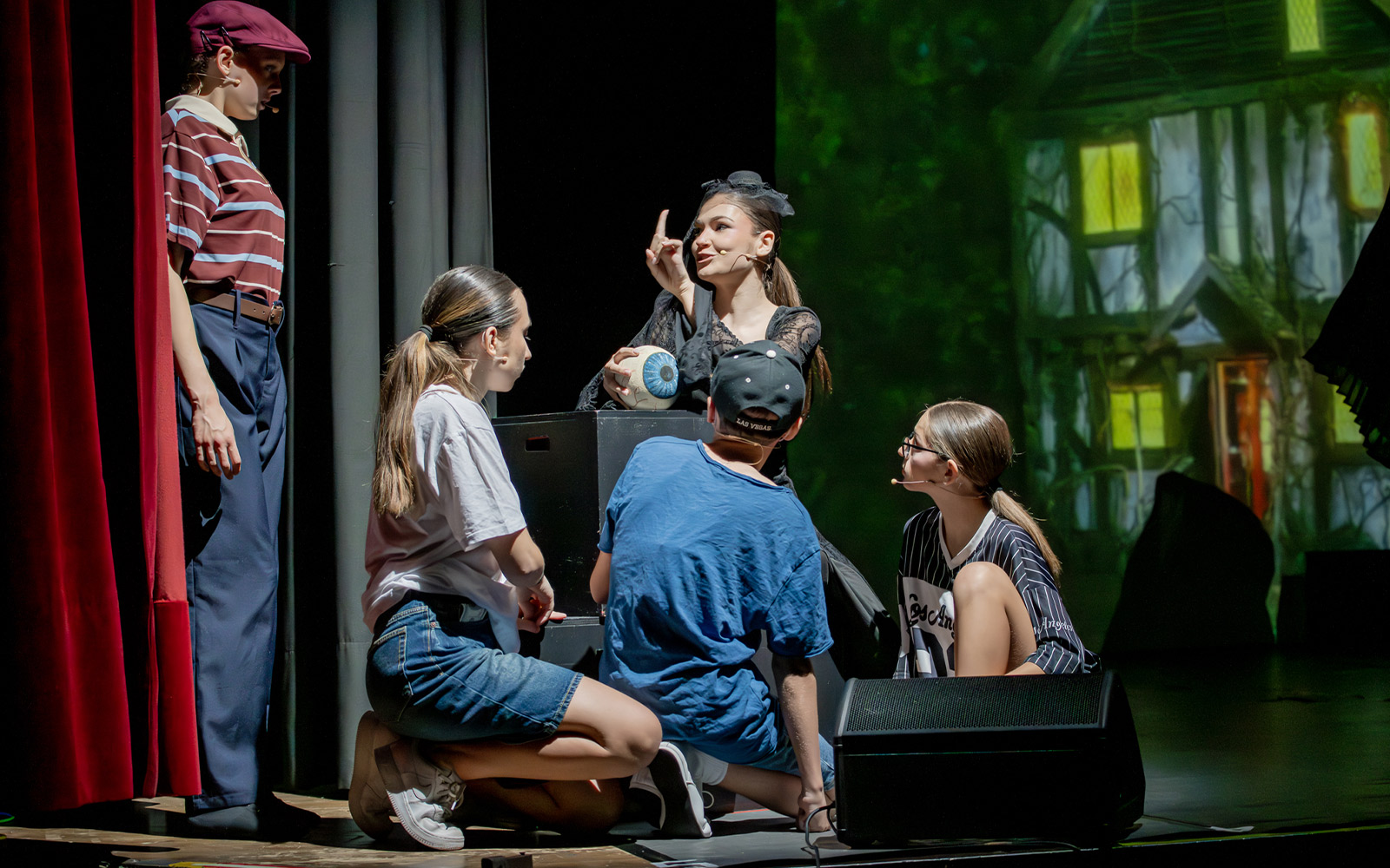 Danzamania, Recitazione e teatro